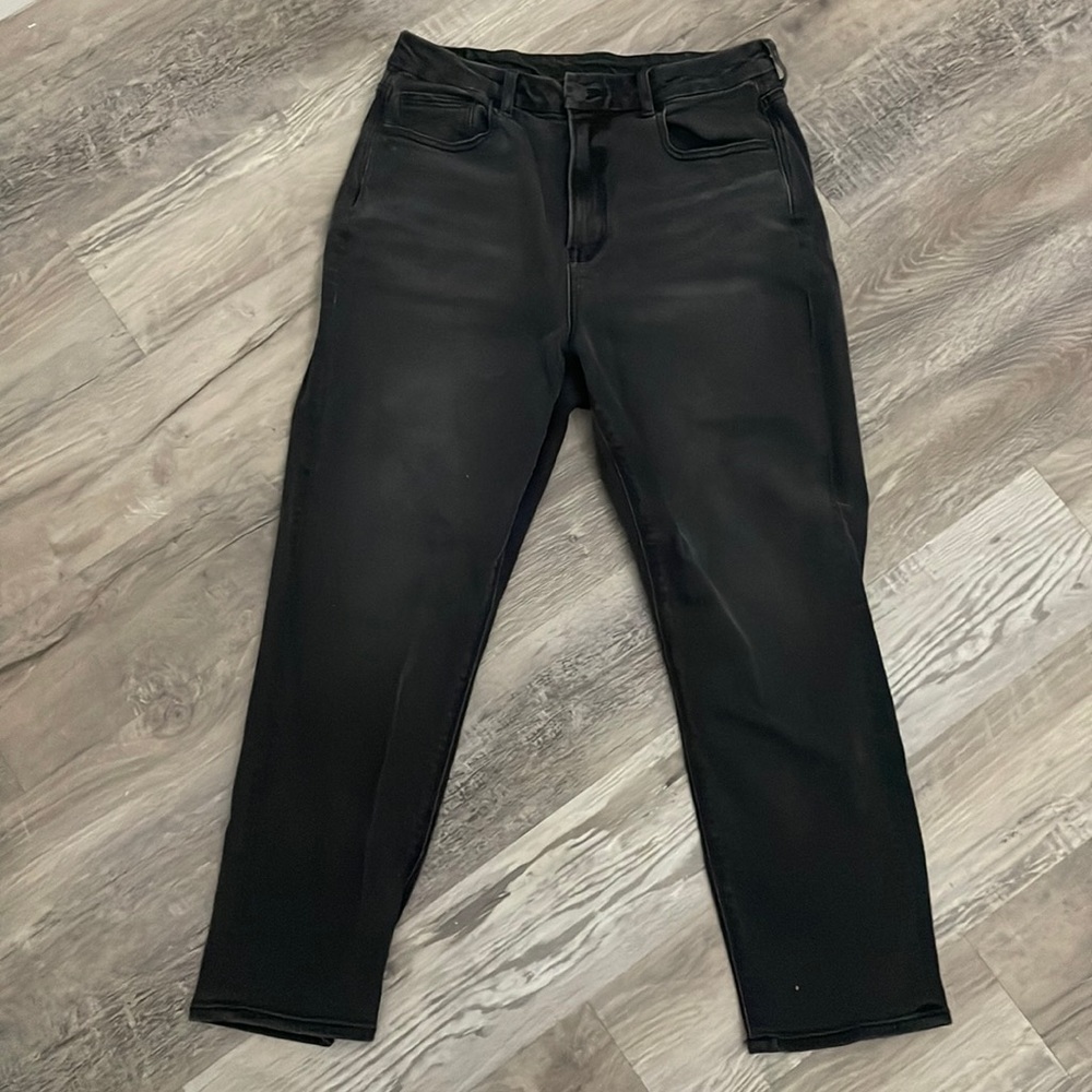 American Eagle curvy mom jean